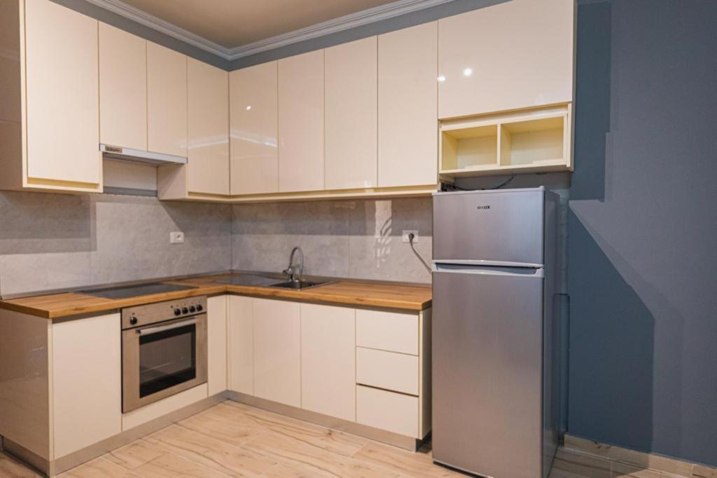Vlorë Holiday Apartment מראה חיצוני תמונה